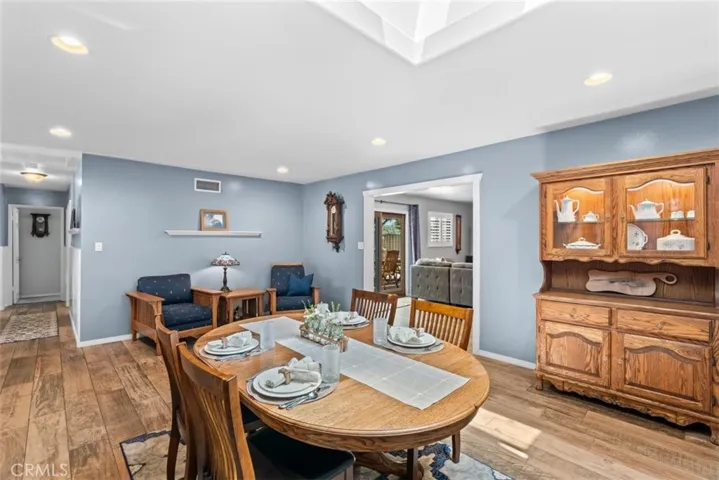 123 W Ronwood Street, Glendora, California 91740