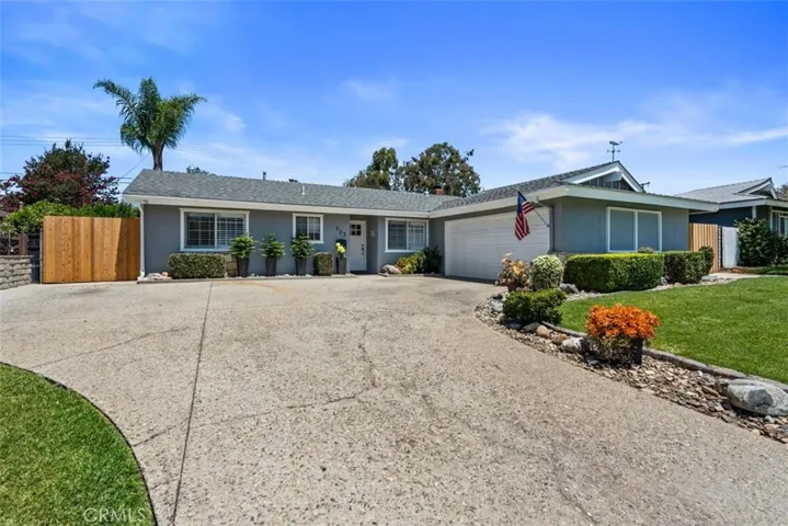 123 W Ronwood Street, Glendora, California 91740
