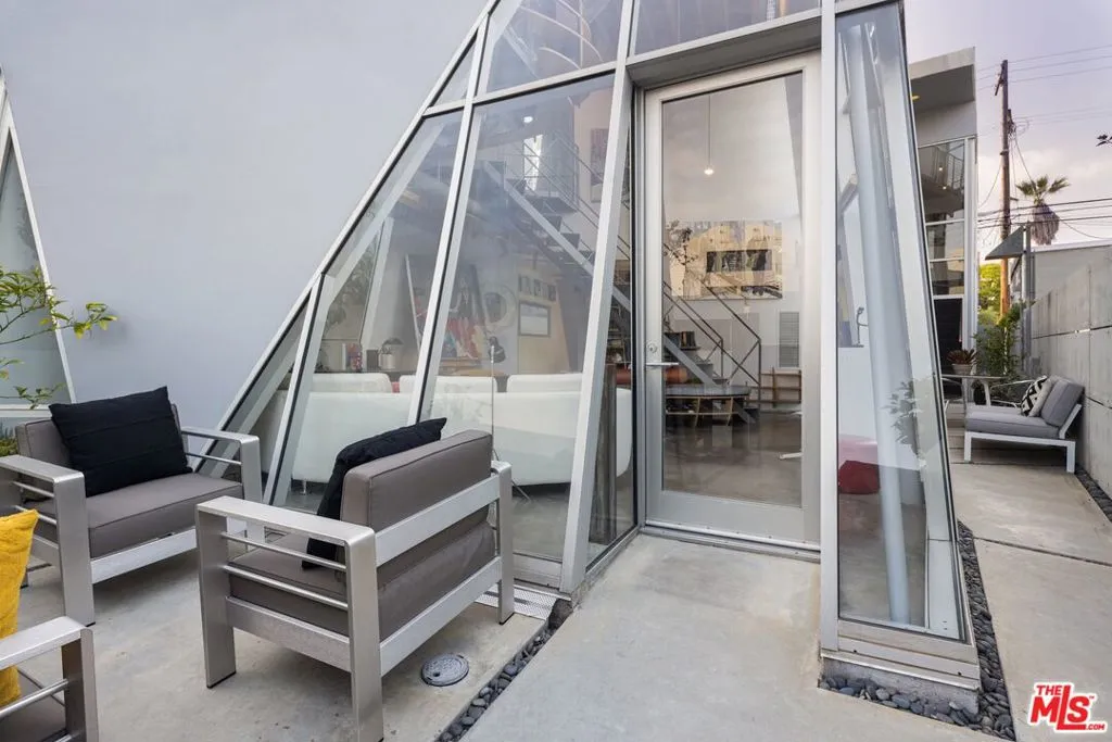 513 Grand Boulevard, Venice, California 90291 — photo 4