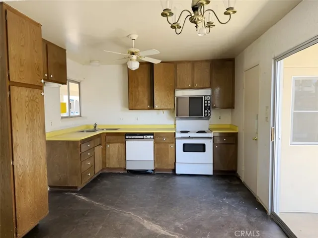 26430 Harrisburg, Sun City, California 92586