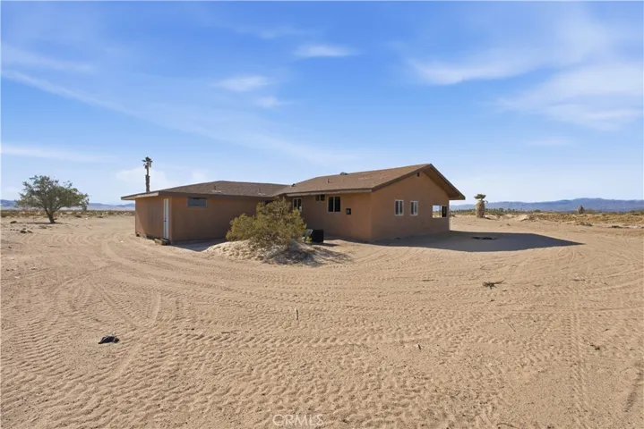 46275 Palma Vista, Newberry Springs, California 92365