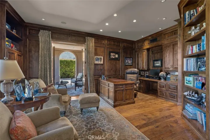 OFFICE/LIBRARY