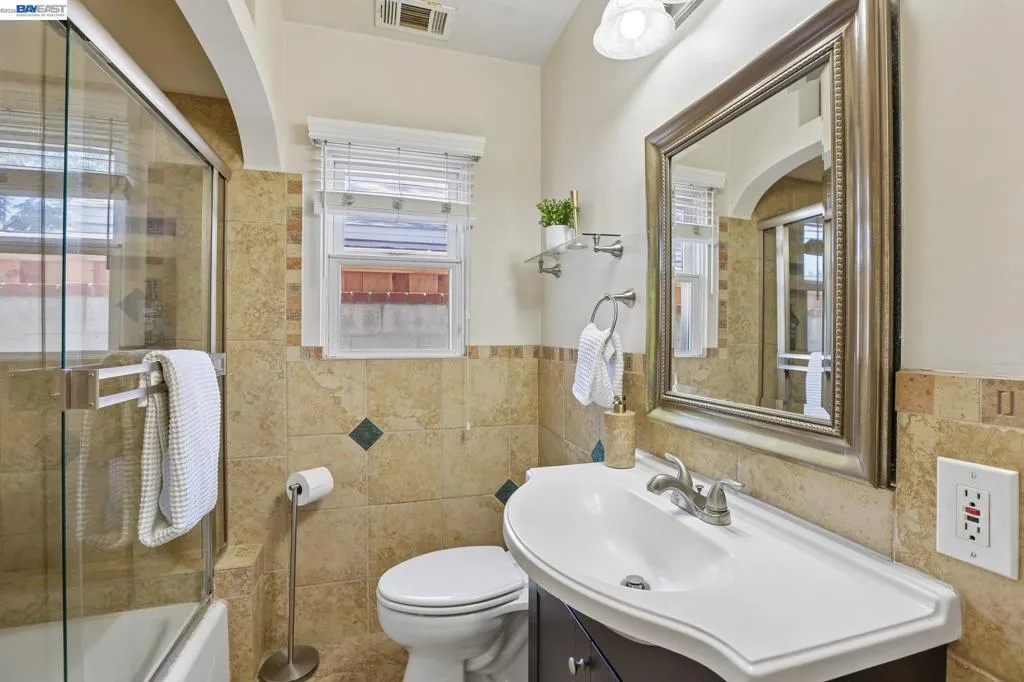 Hallway bath