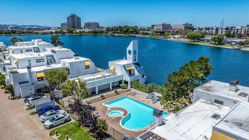 945 Lido Lane, Foster City, California 94404