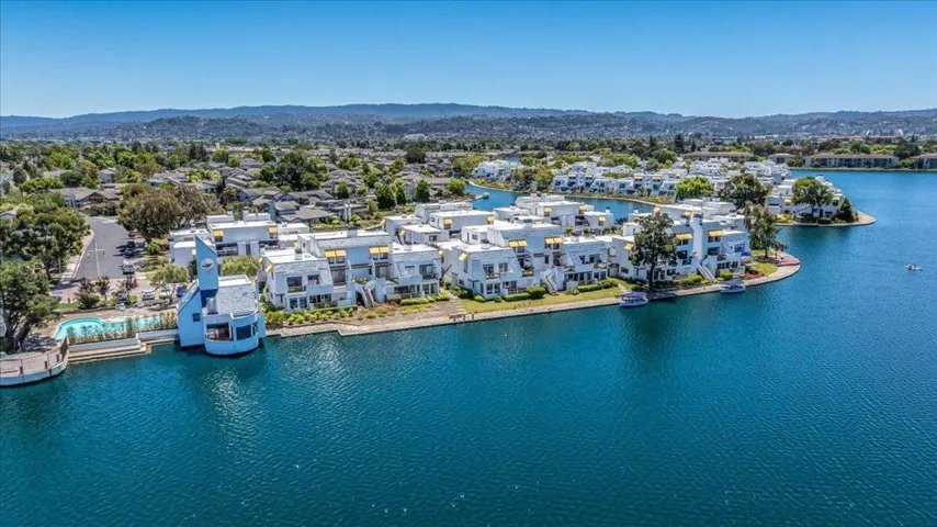 945 Lido Lane, Foster City, California 94404