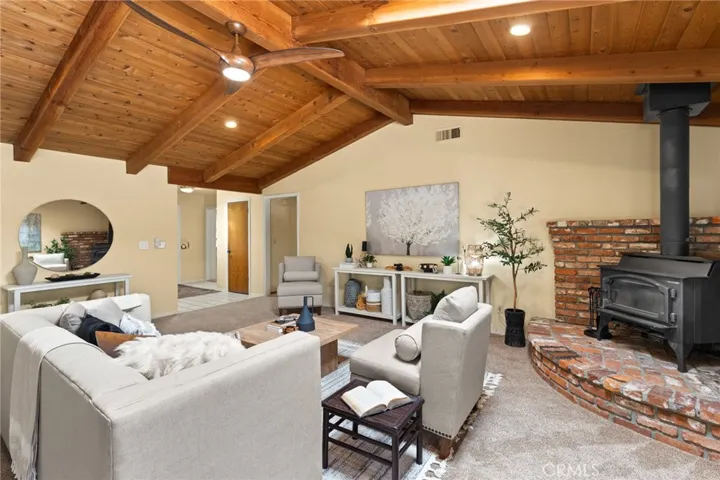 Spacious Family Room