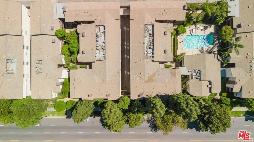 14980 Victory Boulevard 201, Van Nuys, California 91411