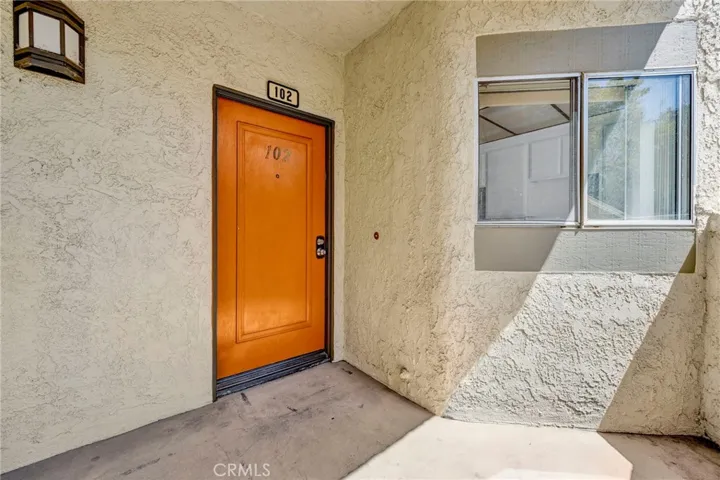 3210 Darby Street 102, Simi Valley, California 93063