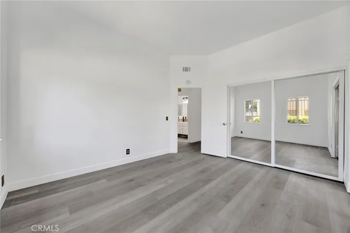3210 Darby Street 102, Simi Valley, California 93063