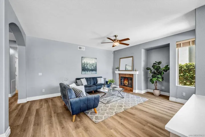 11436 Meadow Grass Ln, San Diego, California 92128