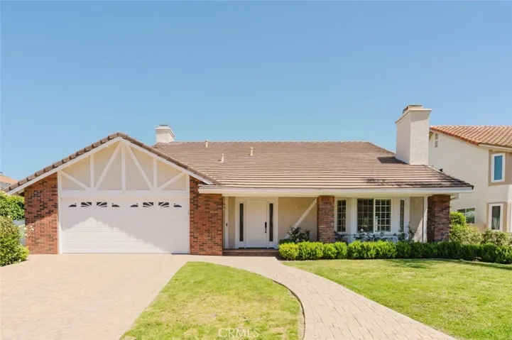 29049 Acanthus Court, Agoura Hills, California 91301