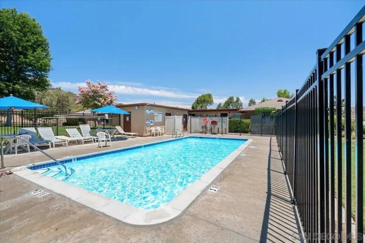 8797 Wahl, Santee, California 92071