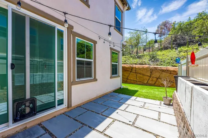 1357 Palo Verde Way, Vista, California 92083