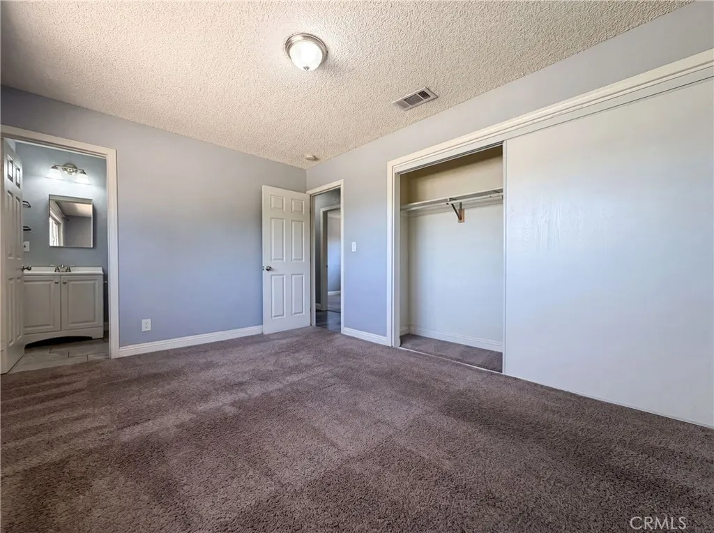 15929 La Verida, Victorville, California 92395 — photo 4
