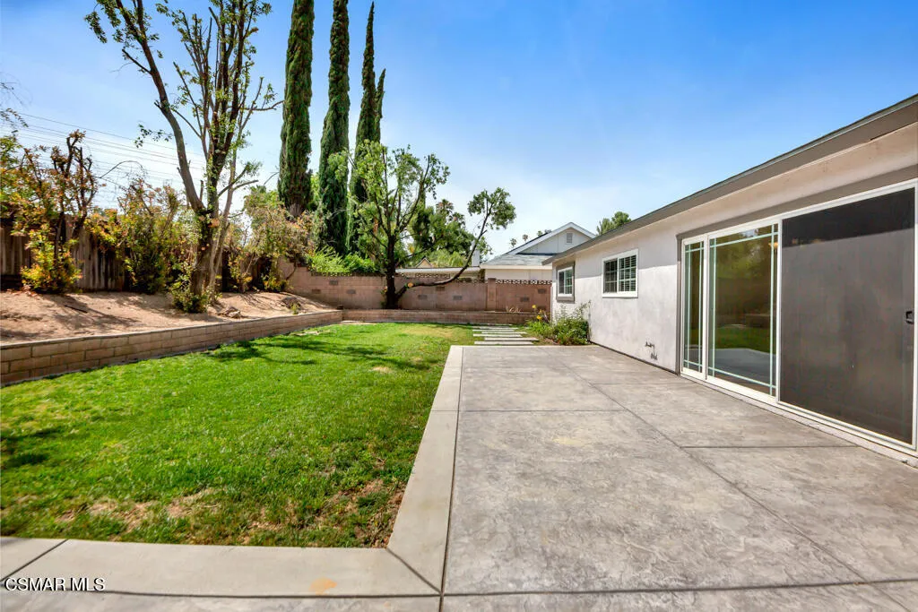 27987 Urbandale Ave-HsHProd-27