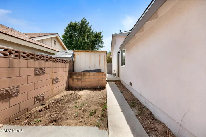 27987 Urbandale Ave-HsHProd-29