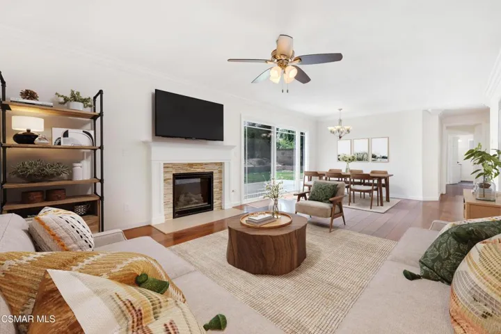 27987 Urbandale Ave-HsHProd-8