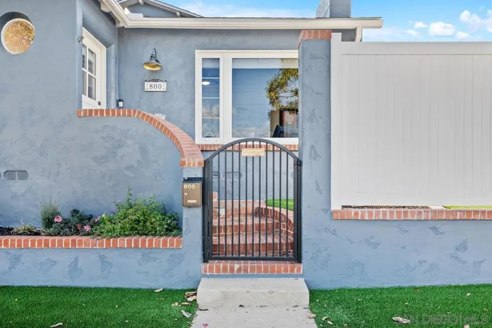 800 3rd St, Coronado, California 92118