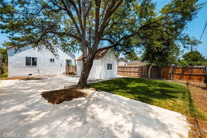 526 W Palmer Street, Compton, California 90220