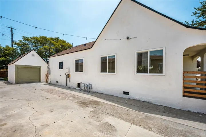 526 W Palmer Street, Compton, California 90220