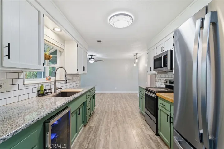 8567 Winona Way, Redding, California 96002
