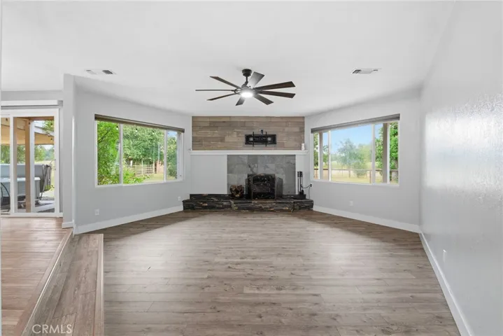 8567 Winona Way, Redding, California 96002