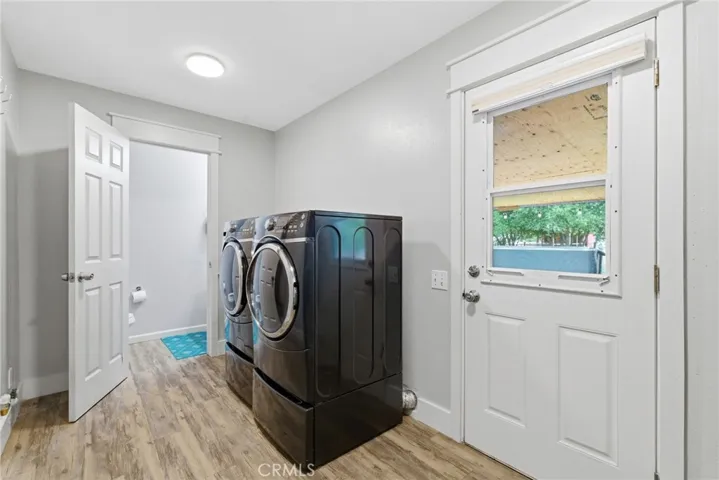 8567 Winona Way, Redding, California 96002