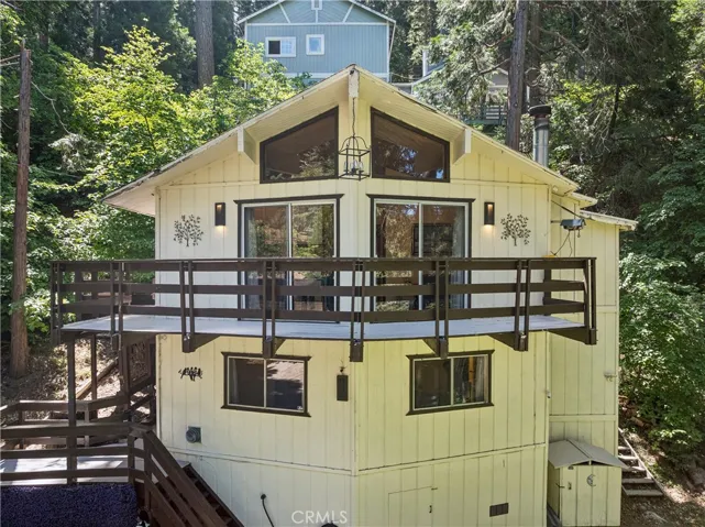 805 Knight Court, Lake Arrowhead, California 92352