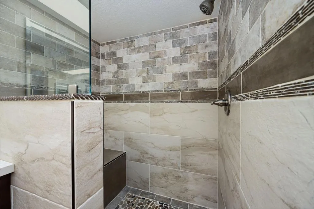 32-web-or-mls-LS_130Falls_Miller_0626_03