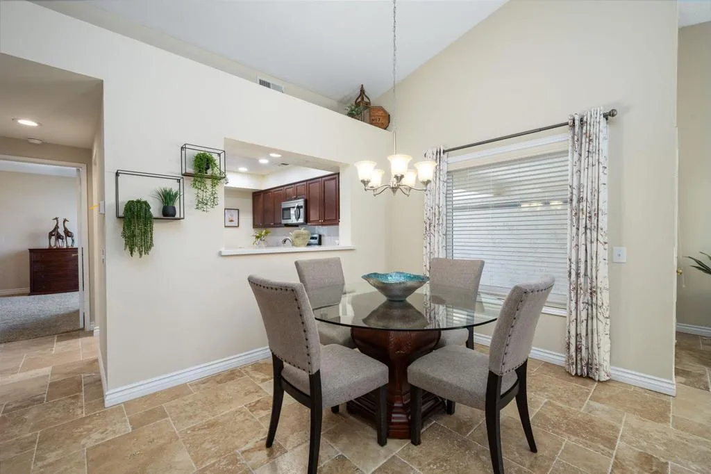 22-web-or-mls-LS_130Falls_Miller_0626_02