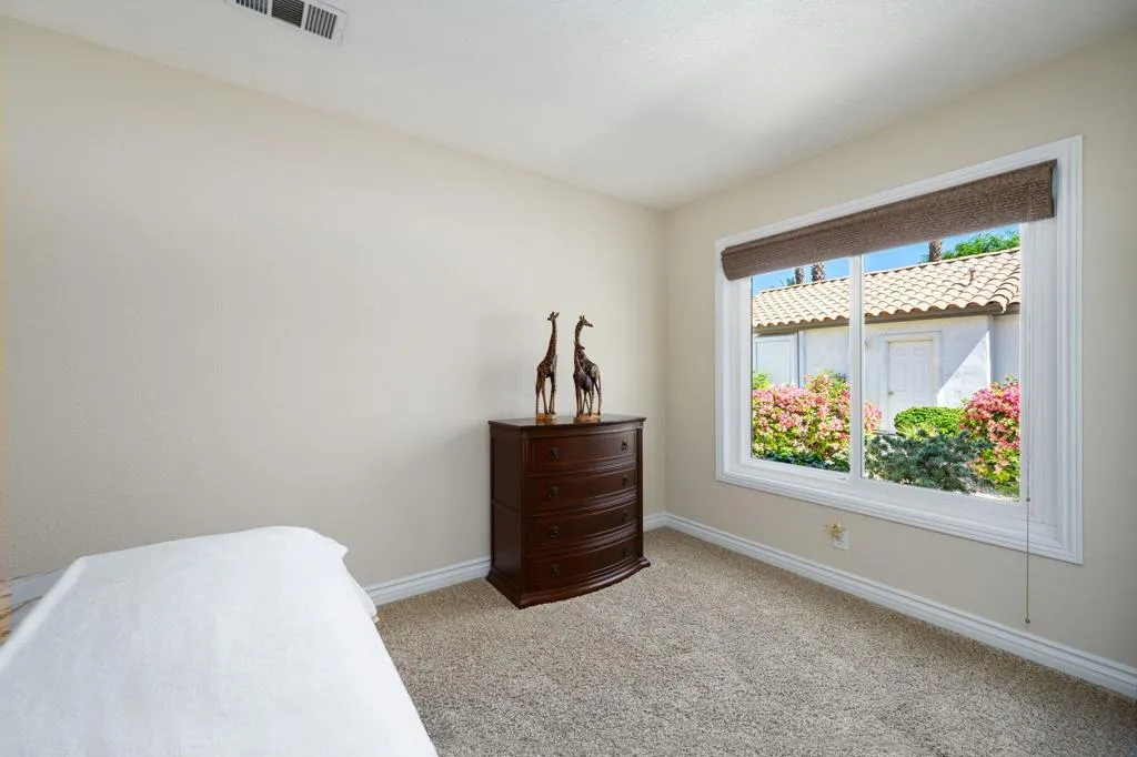 34-web-or-mls-LS_130Falls_Miller_0626_03