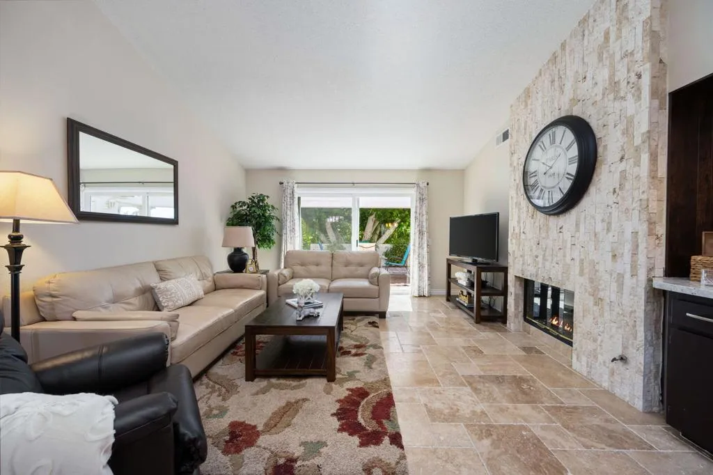 12-web-or-mls-LS_130Falls_Miller_0626_01