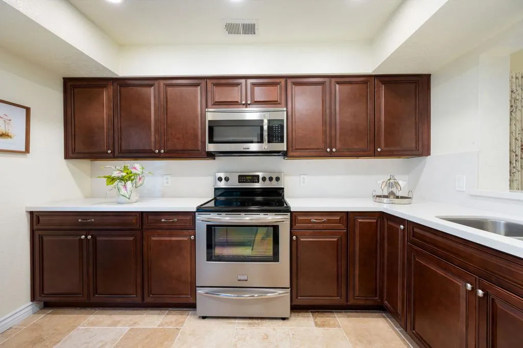 24-web-or-mls-LS_130Falls_Miller_0626_02