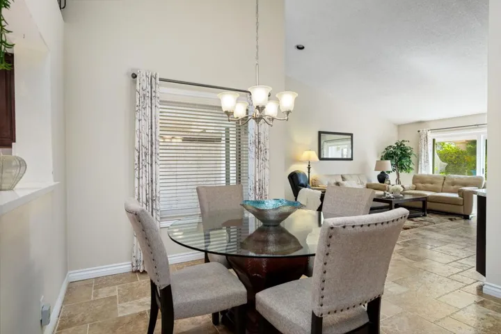 21-web-or-mls-LS_130Falls_Miller_0626_02
