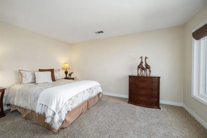33-web-or-mls-LS_130Falls_Miller_0626_03
