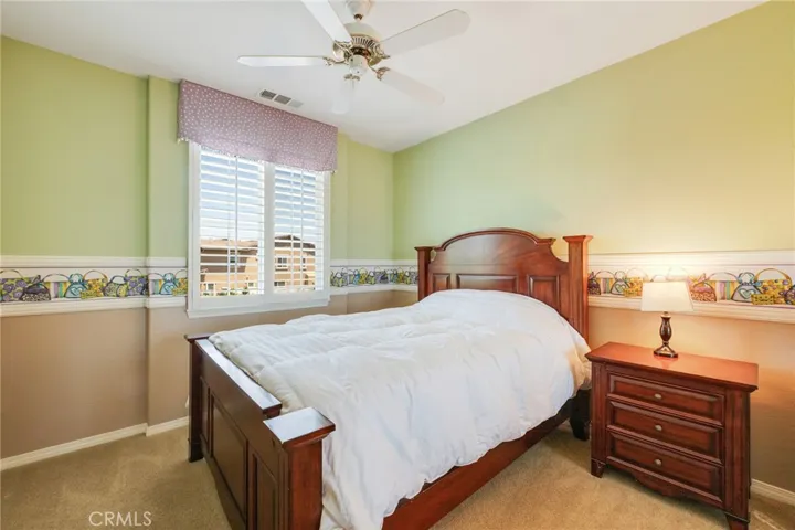 32933 Caminito Lorca, Temecula, CA 92592-3390