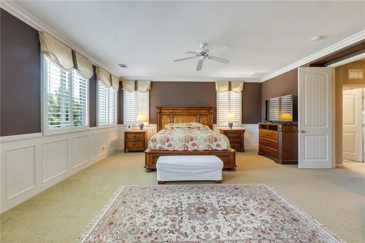 32933 Caminito Lorca, Temecula, CA 92592-3390