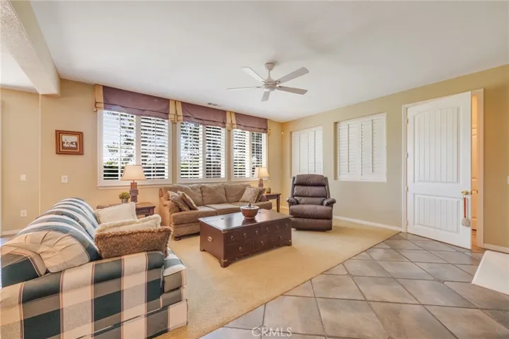 32933 Caminito Lorca, Temecula, CA 92592-3390