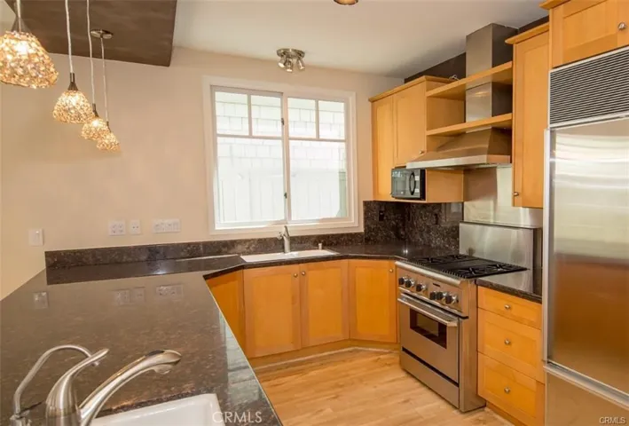 515 W Balboa, Newport Beach, California 92661