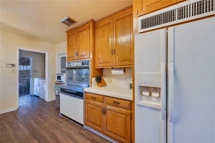 14115 Leahy, Bellflower, California 90706