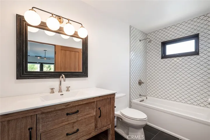 5022 Ranchito, Sherman Oaks, California 91423