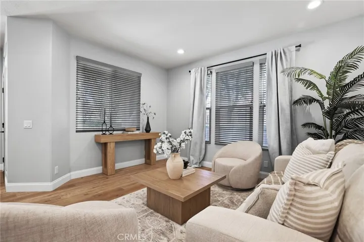 Formal Living/Den/Office can be converted into 4th bedroom
