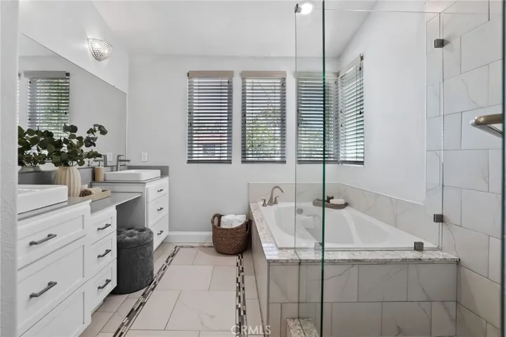 45 Paseo Vespertino, Rancho Santa Margarita, California 92688