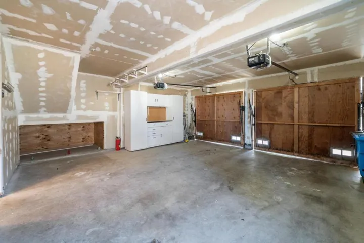 1051 Helm Lane, Foster City, California 94404
