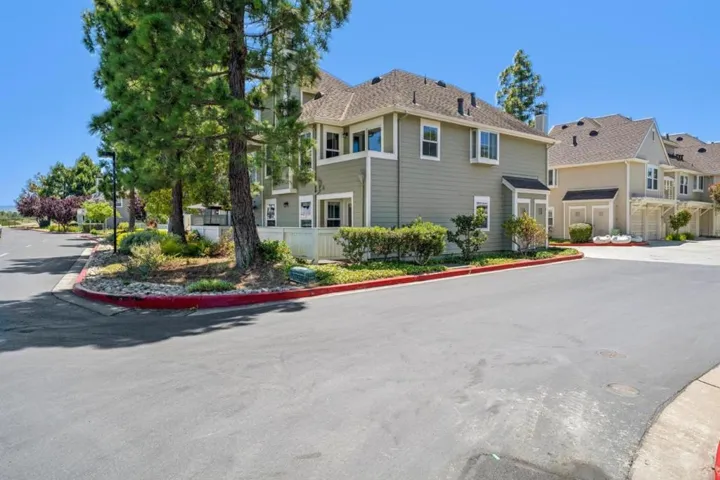 1051 Helm Lane, Foster City, California 94404