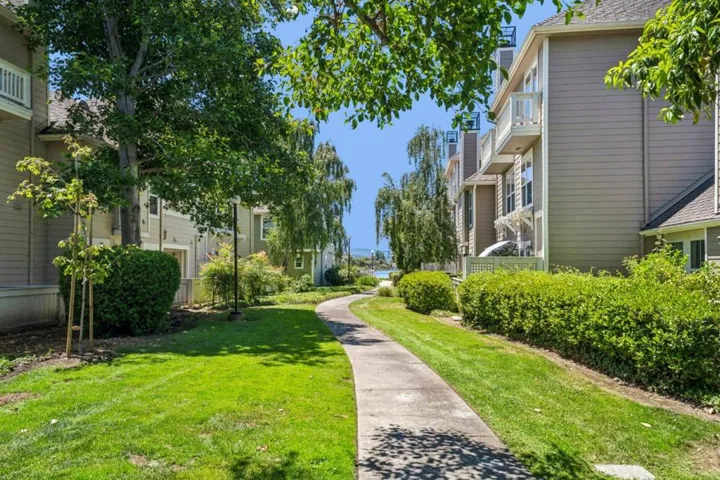 1051 Helm Lane, Foster City, California 94404