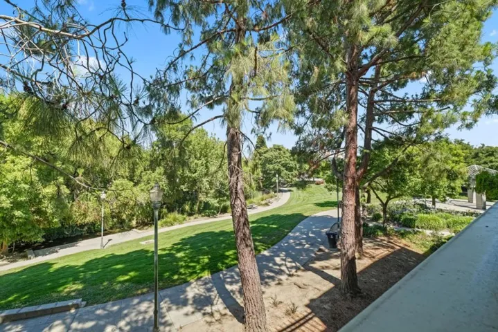 211 S Fremont Street 204, San Mateo, California 94401