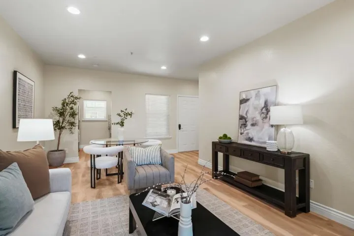 211 S Fremont Street 204, San Mateo, California 94401