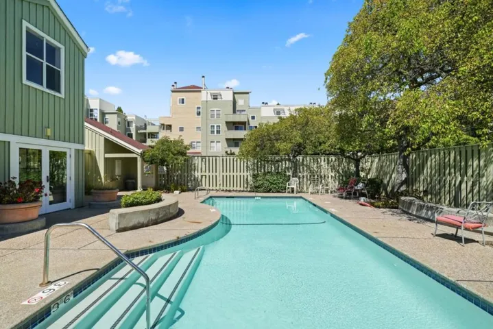 211 S Fremont Street 204, San Mateo, California 94401
