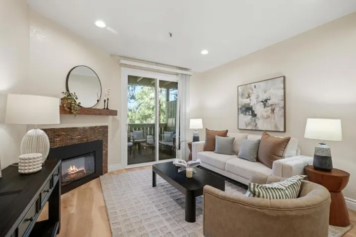 211 S Fremont Street 204, San Mateo, California 94401